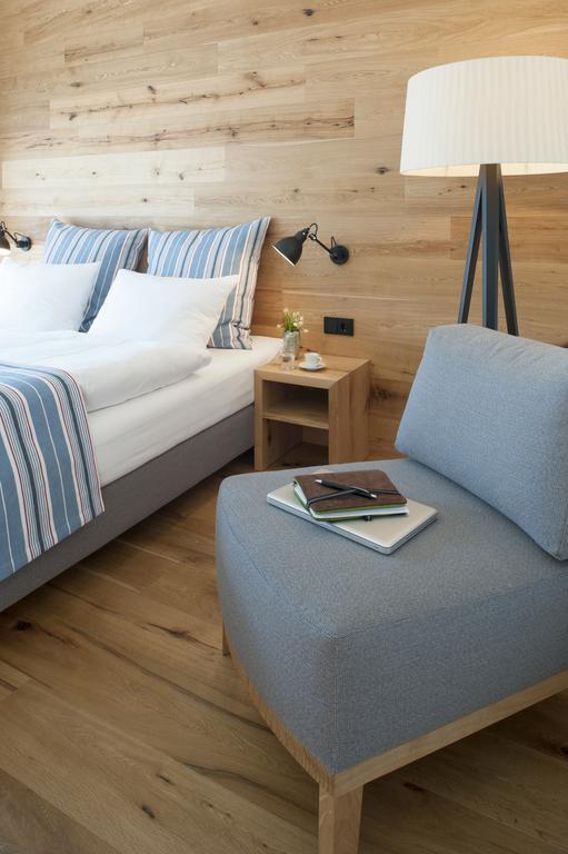 Hotel M120 Unterföhring Eksteriør bilde