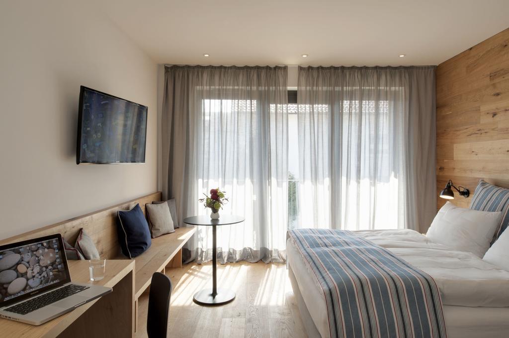 Hotel M120 Unterföhring Eksteriør bilde