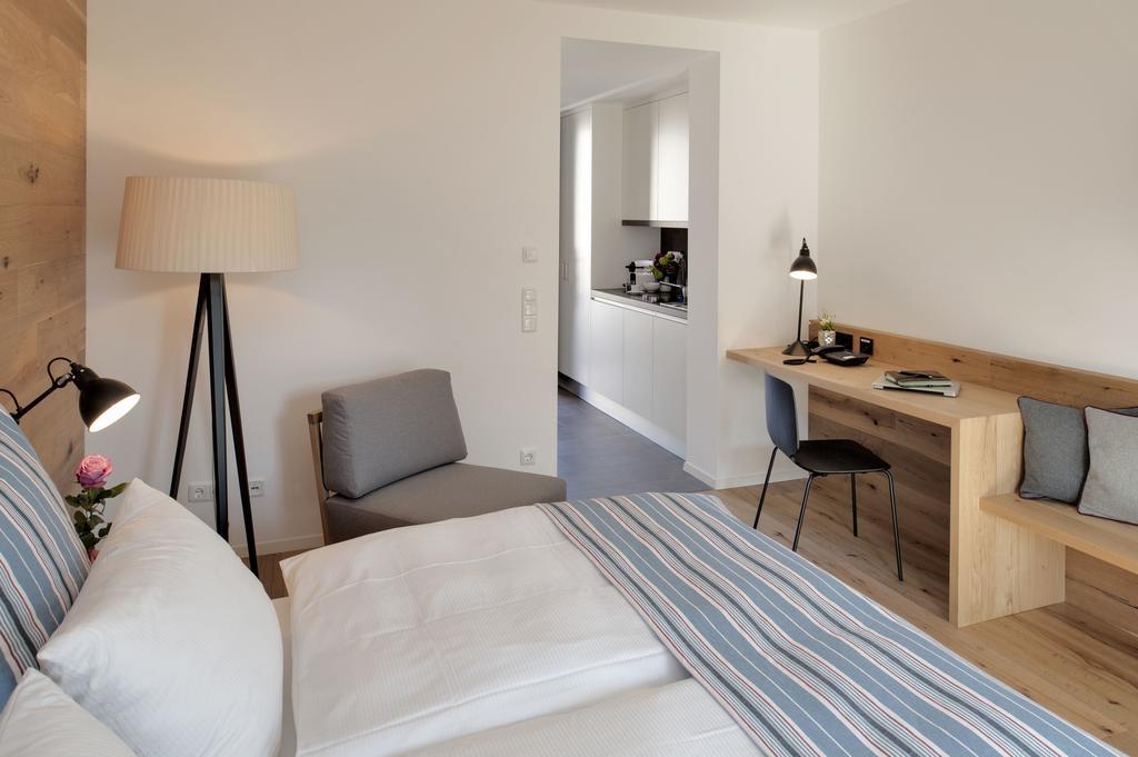 Hotel M120 Unterföhring Eksteriør bilde
